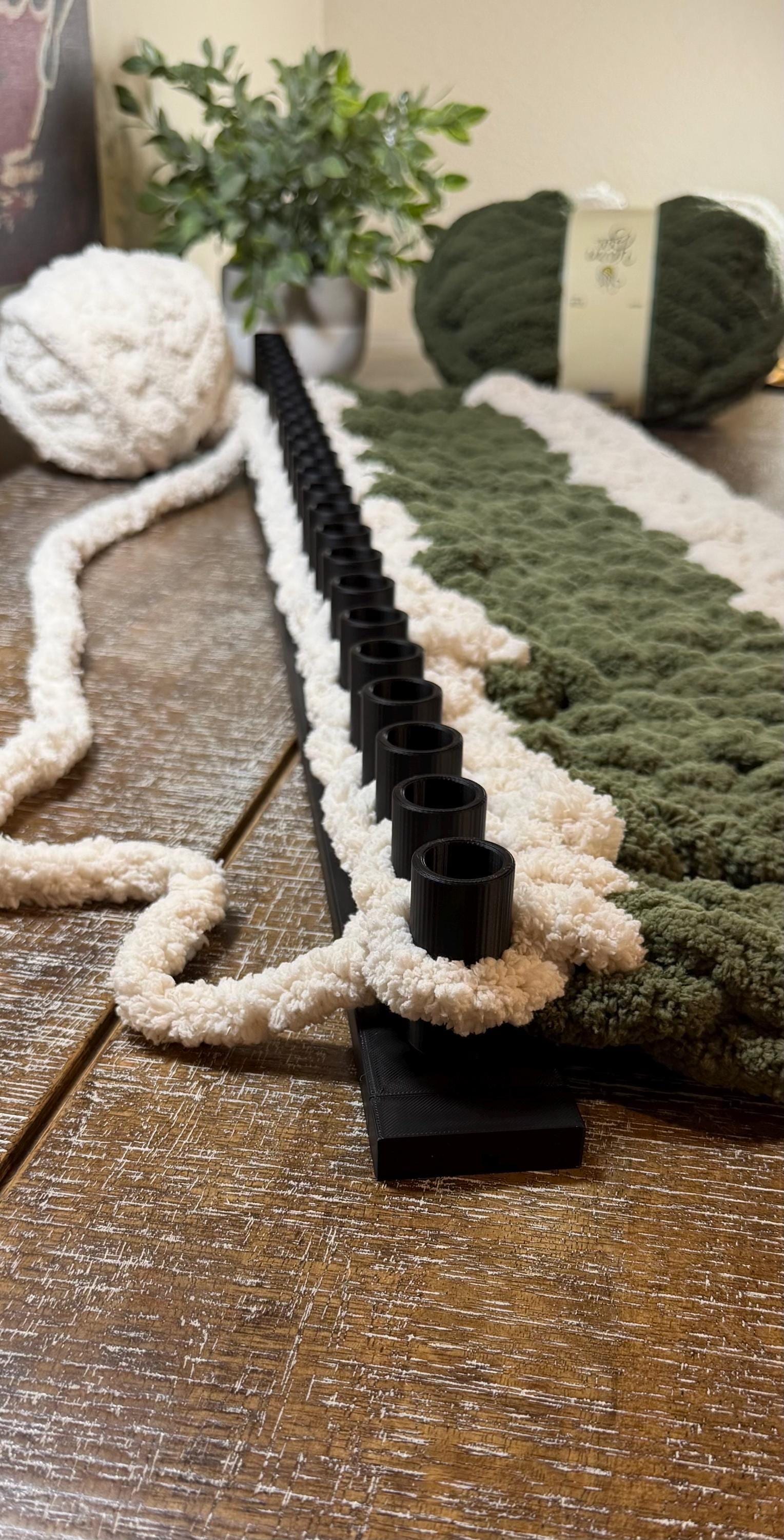 Chunky Blanket Loom, 1 Inch Pegs, Yarn Loom, 9 Inch Sections, modular 3D printed