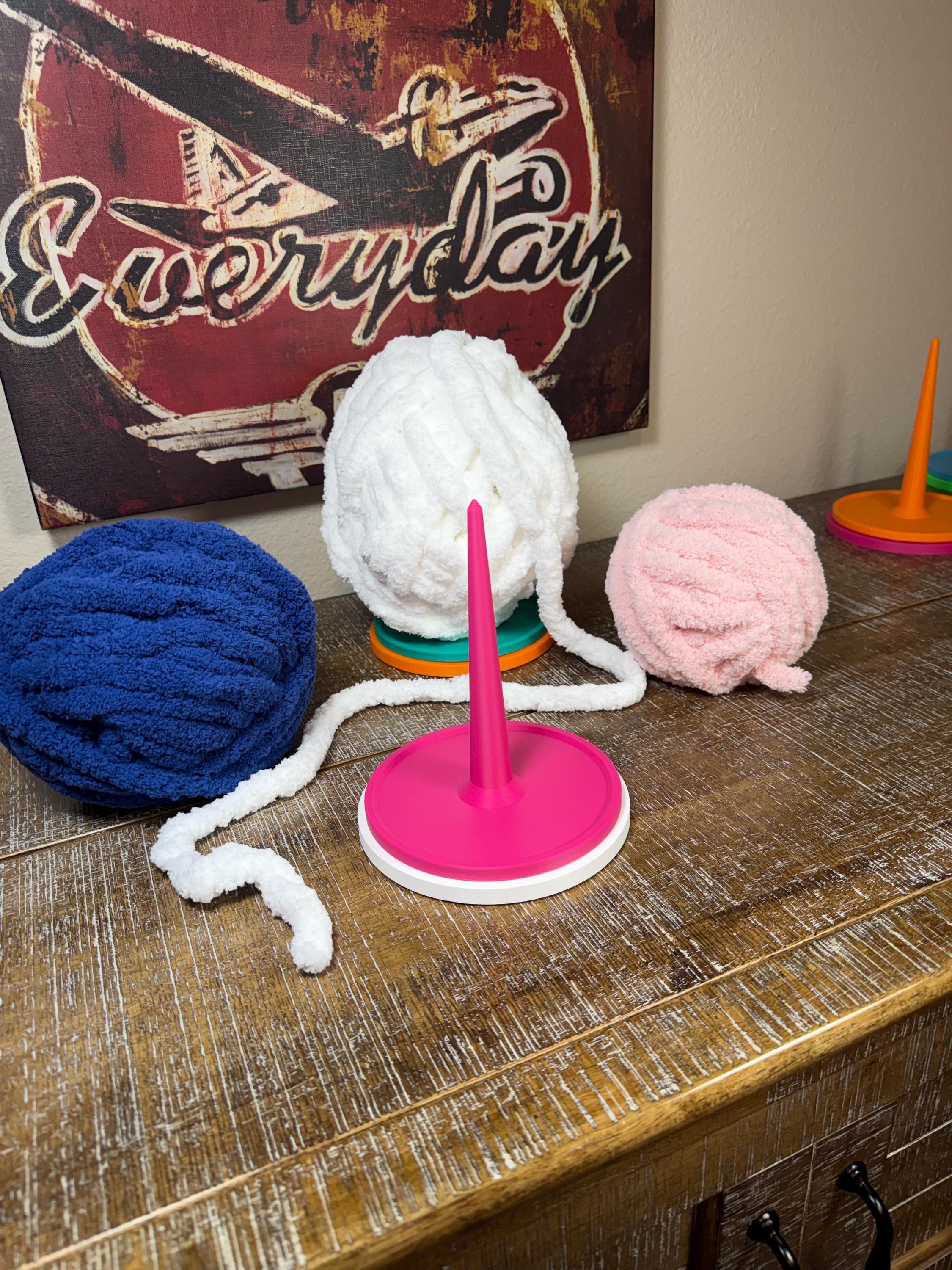 Spinning Yarn Carousel, Yarn Spinner for Knitting and Crochet, Tangle-Free Yarn Caddy, Tabletop Yarn Organizer, Yarn Gift