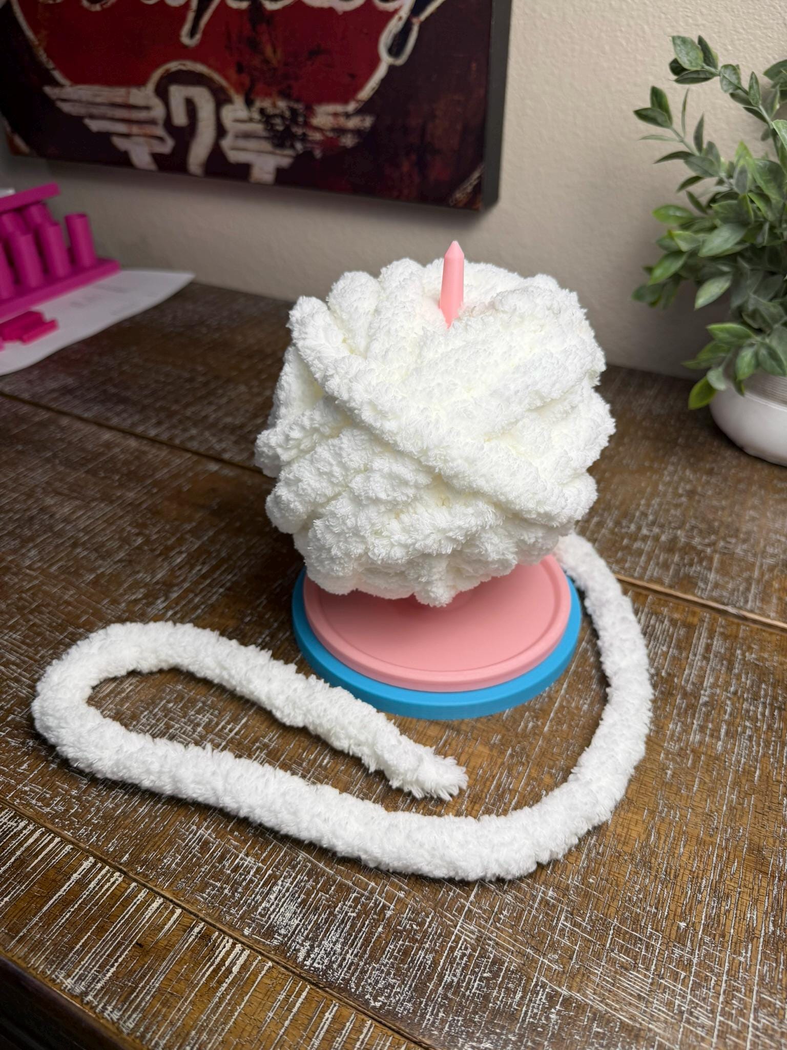 Spinning Yarn Carousel, Yarn Spinner for Knitting and Crochet, Tangle-Free Yarn Caddy, Tabletop Yarn Organizer, Yarn Gift